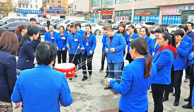 辛安伙计工运动